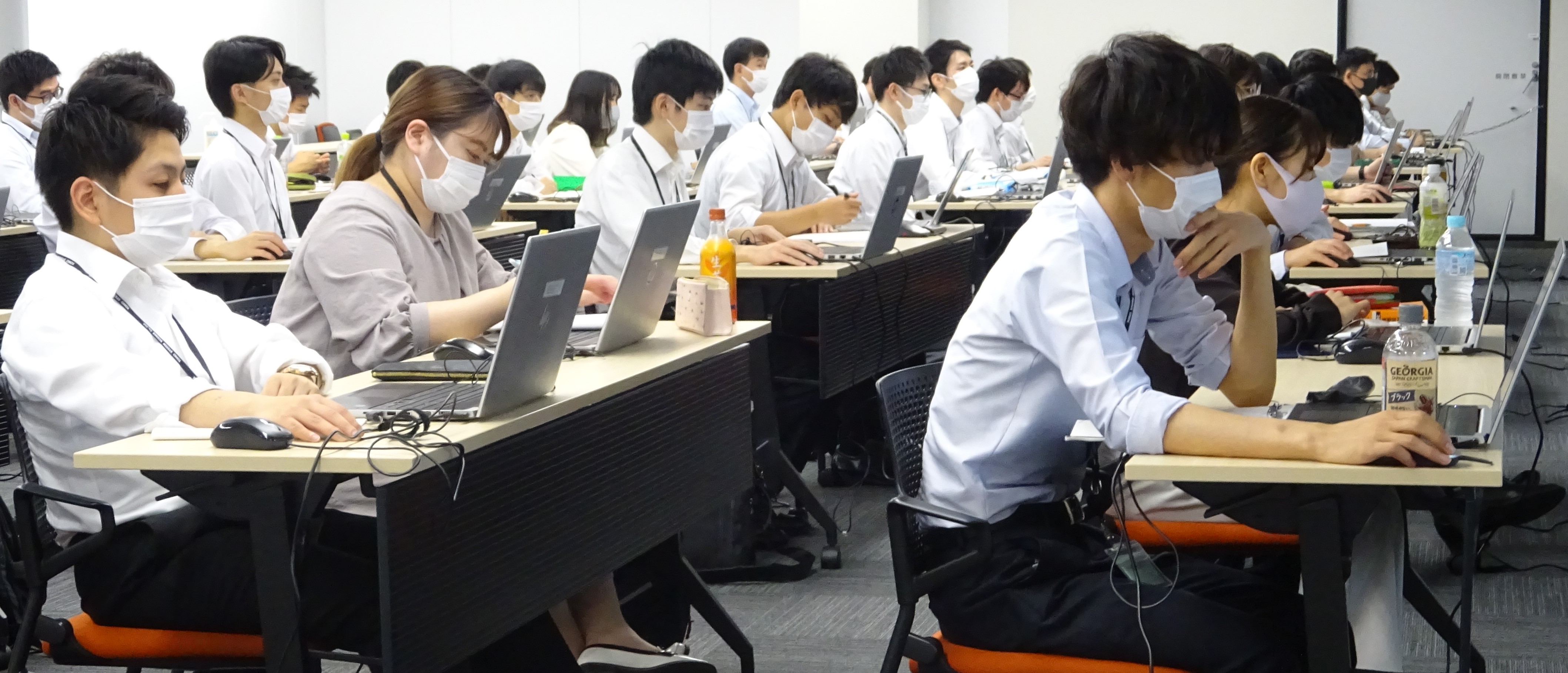 新人研修 新卒者の方へ 採用情報 株 東邦システムサイエンス 新人研修 新卒者の方へ 採用情報 株 東邦システムサイエンス